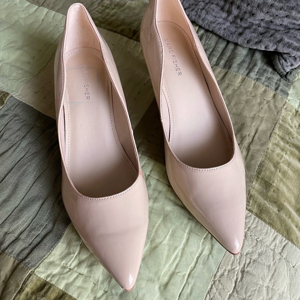 Marc Fisher light natural heels - size 8.5
